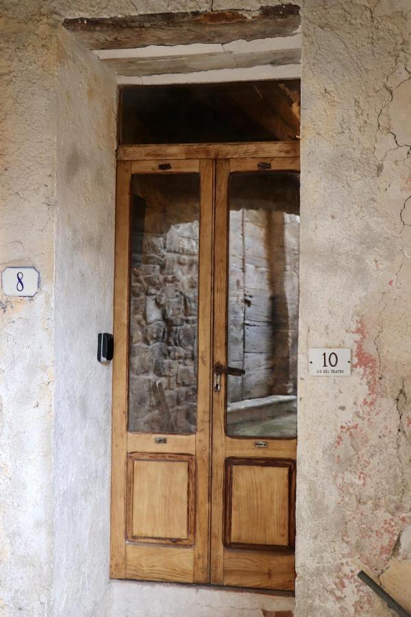 Campiglia dʼOrciaLa Casa Del Teatroアパートメント エクステリア 写真